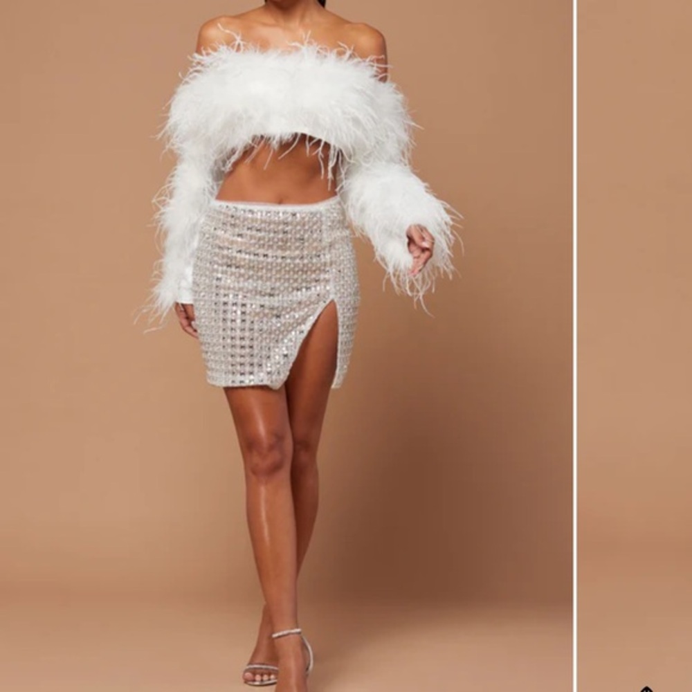 Nova luxe  Silver Embellished Mini Skirt
Rhinestone Side Slit